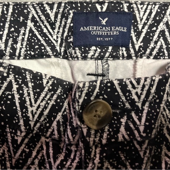 American Eagle Outfitters ~ Shorts ~ Size 6 ~ Women’s ~ Shorts ~ Black & White - Picture 4 of 16